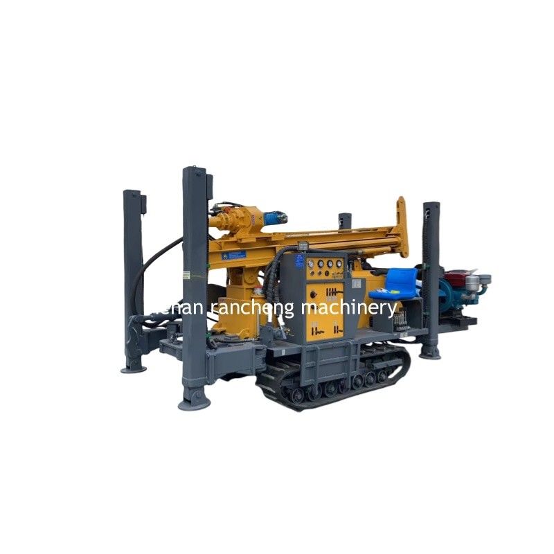 RCF200C أجهزة حفر الآبار المائية ذات المطاط الهيدروليكي ذات القدرة على رفع 15 طن