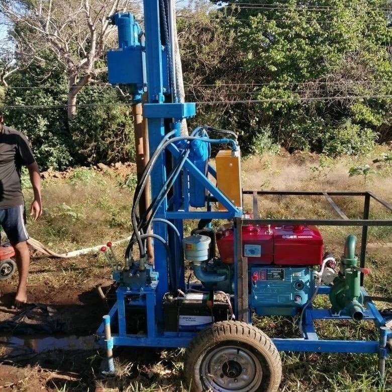 150m 16.2Kw الديزل الكامل الآلي الخيوط المسمار محمولة الماء حفر الآلة