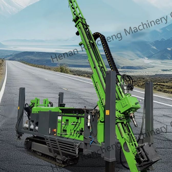 حفارة حفر أساسي هيدروليكية كاملة 1800 متر بمحرك Cu-mmins بقوة 154 كيلو واط