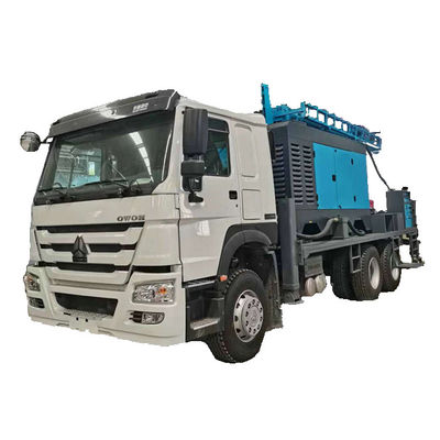 معدات حفر الآبار المائية على عمق 400 متر 132 كيلوواط محرك كومينز